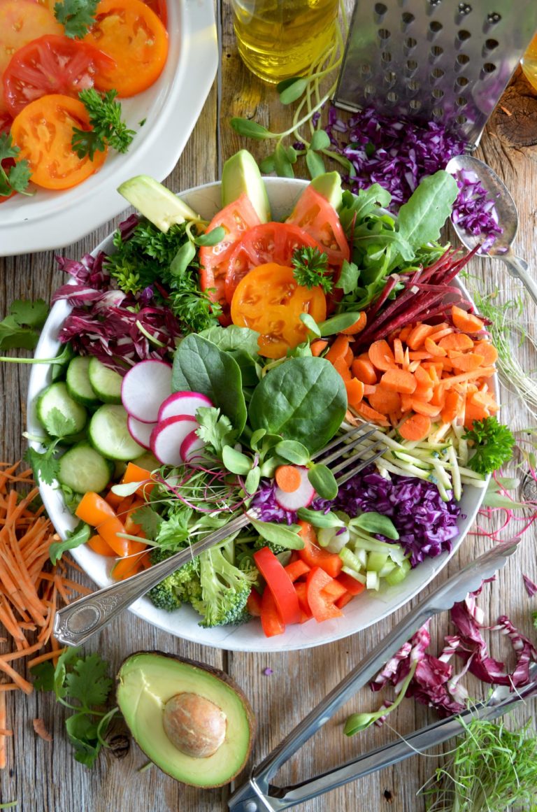 Salade vegetarienne pour une alimentation saine et une meilleure nutrition